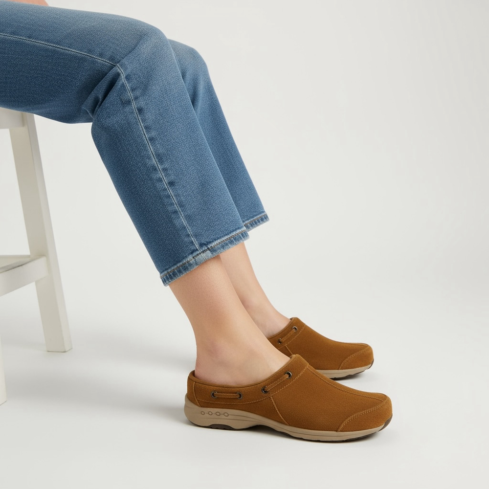 Easy Spirit Traveltime 26‎ Suede Mule Clogs Tan Brown Women’s Size 8.5